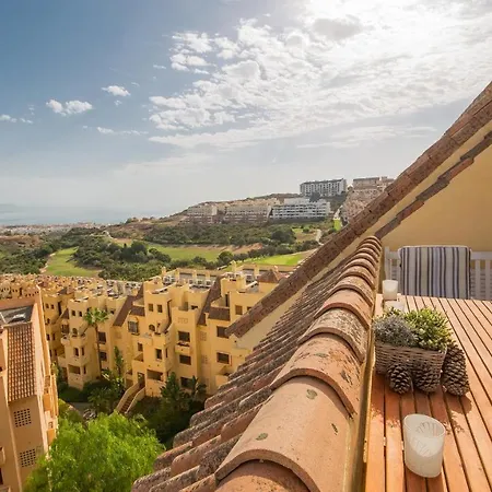 Duquesa Village 16,62,32 Apartment *